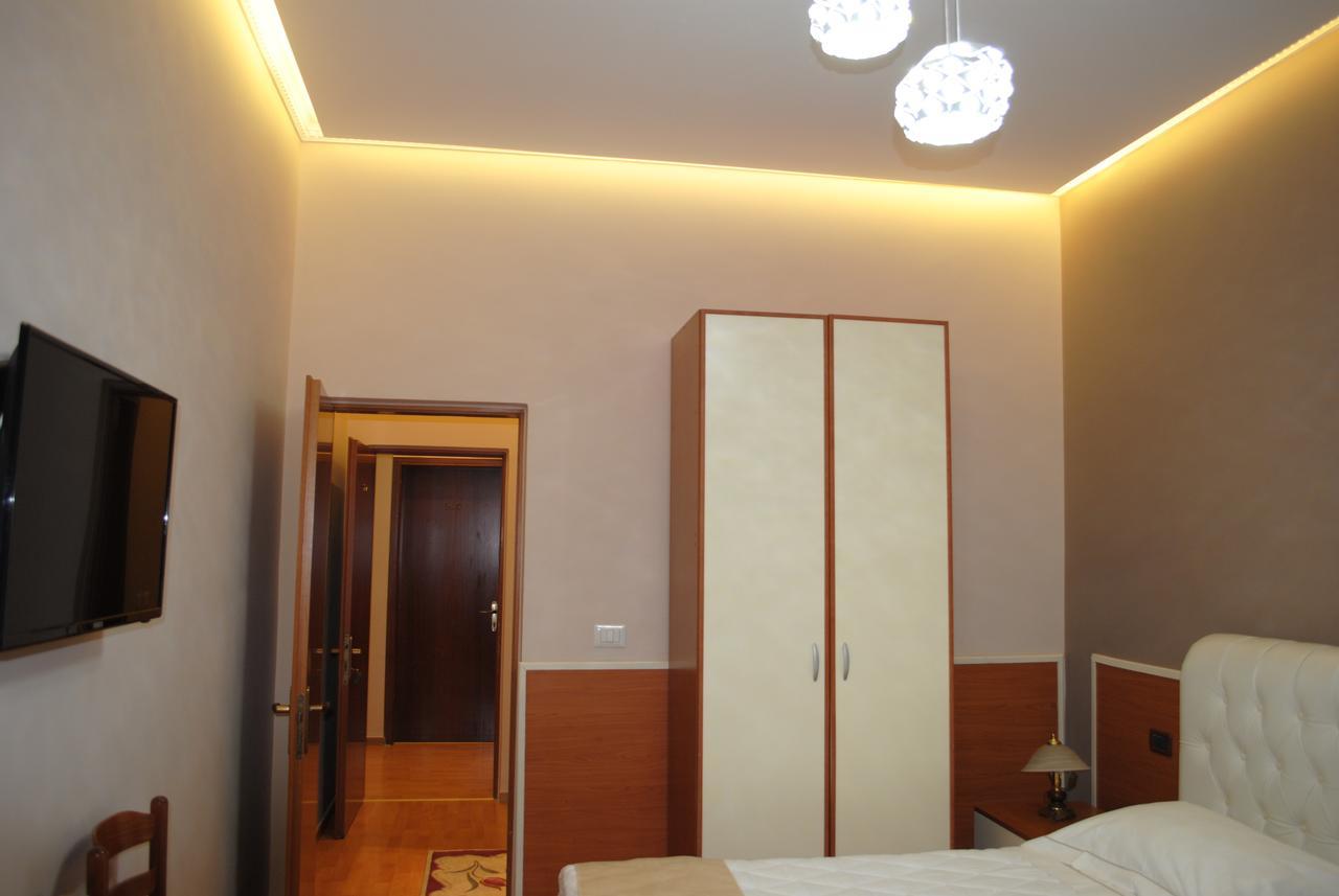 Hotel Palma Tiranë Eksteriør bilde