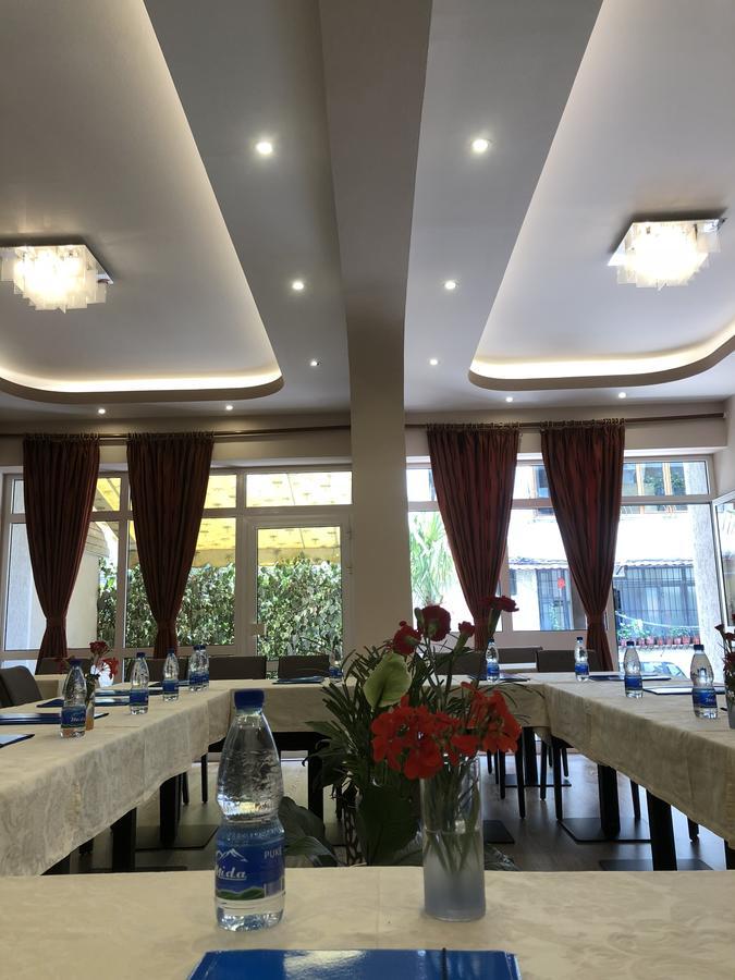 Hotel Palma Tiranë Eksteriør bilde