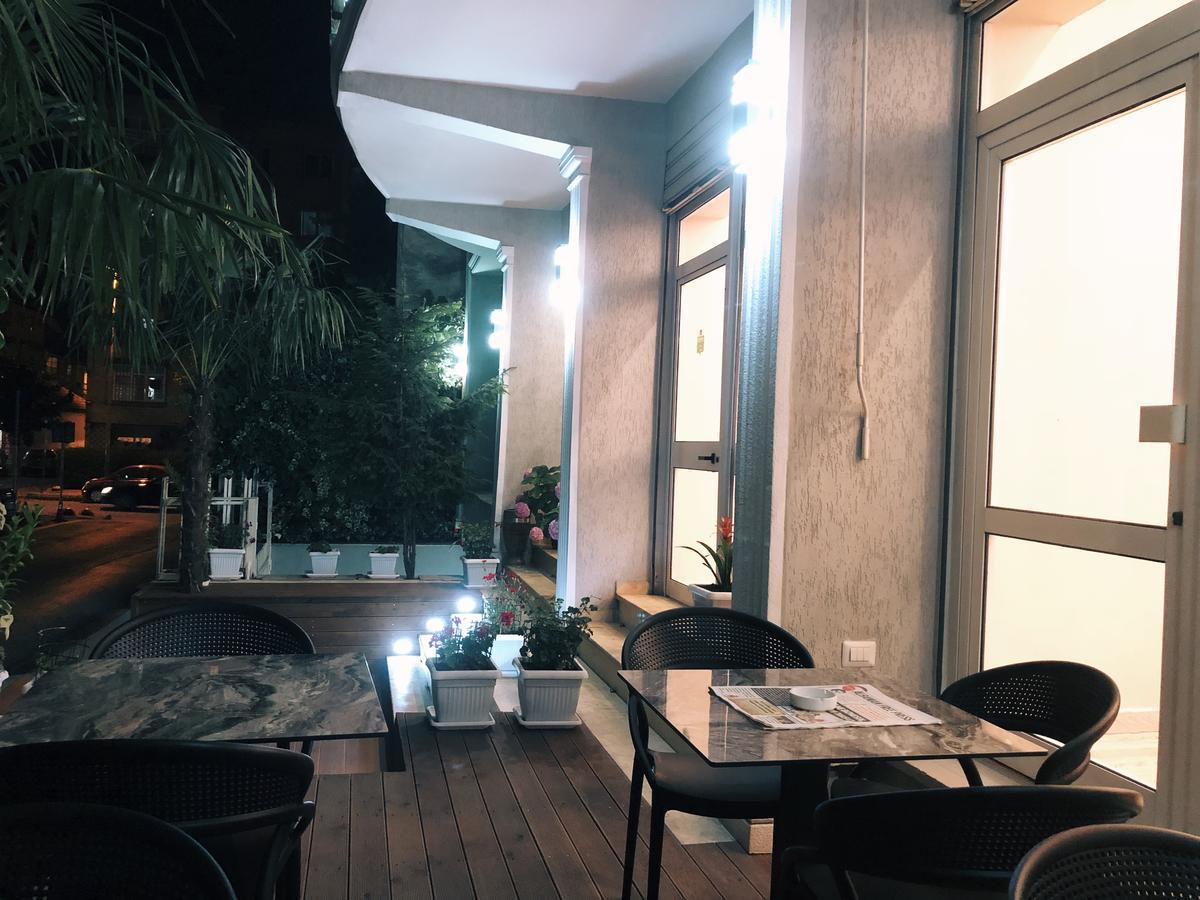 Hotel Palma Tiranë Eksteriør bilde